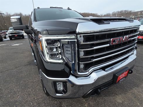 Used 2022 GMC Sierra 2500 SLT w/ SLT Convenience Package image 12