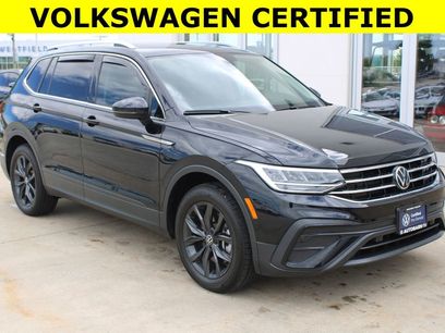 Certified 2024 Volkswagen Tiguan SE w/ Panoramic Sunroof Package