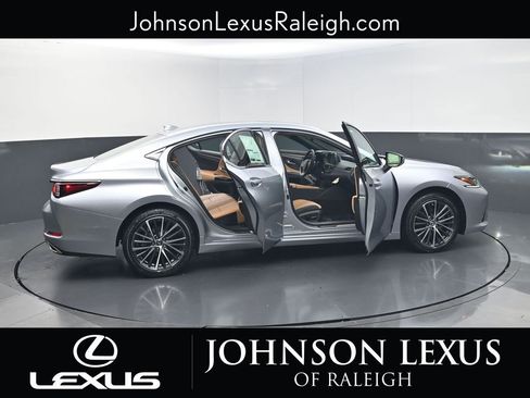 New 2025 Lexus ES 350 350 image 32
