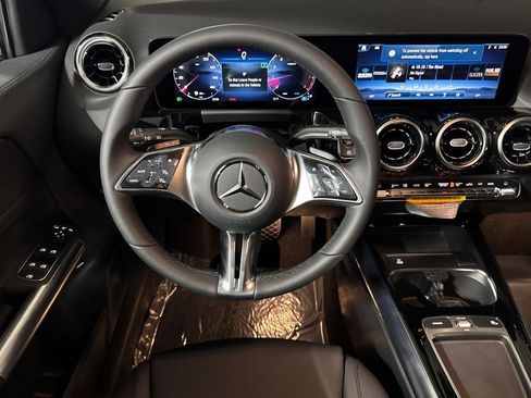 Used 2026 Mercedes-Benz GLA 250 image 25