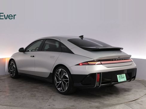 Used 2025 Hyundai Ioniq 6 SEL RWD image 17