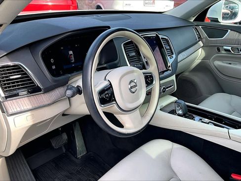 Used 2023 Volvo XC90 B6 Plus w/ Protection Package Premier image 17