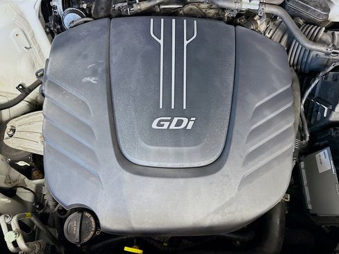 Used 2016 Kia Sorento SX image 39