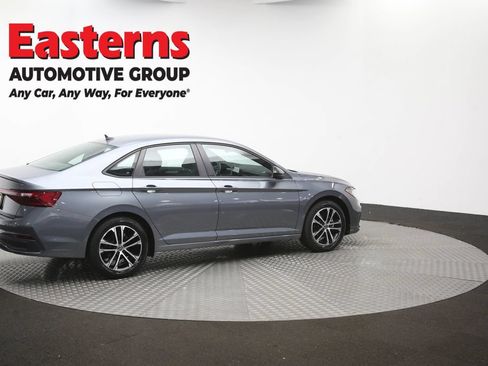Used 2025 Volkswagen Jetta Sport FWD image 42