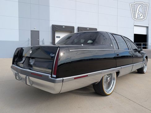 Used 1994 Cadillac Fleetwood Brougham image 30