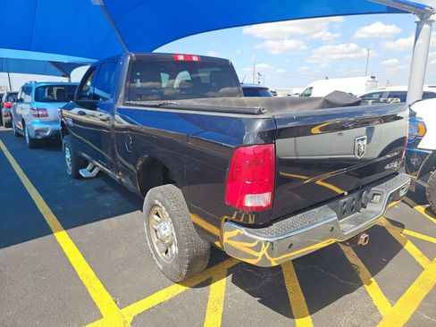 Used 2016 RAM 2500 Tradesman w/ Chrome Appearance Group AWD/4WD image 8