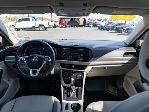 Used 2019 Volkswagen Jetta S FWD image 17