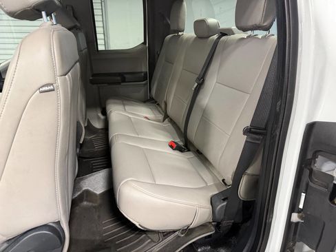 Used 2022 Ford F250 XL w/ Power Equipment Group AWD/4WD image 19