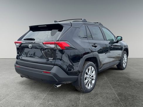 New 2025 Toyota RAV4 XLE Premium image 5