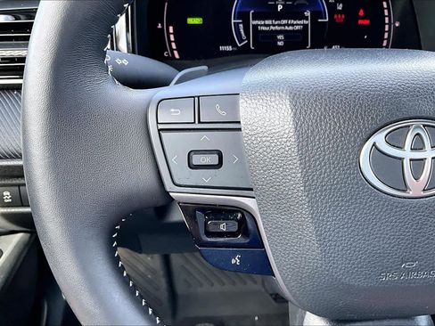 Certified 2025 Toyota Camry SE w/ Convenience Package FWD image 23