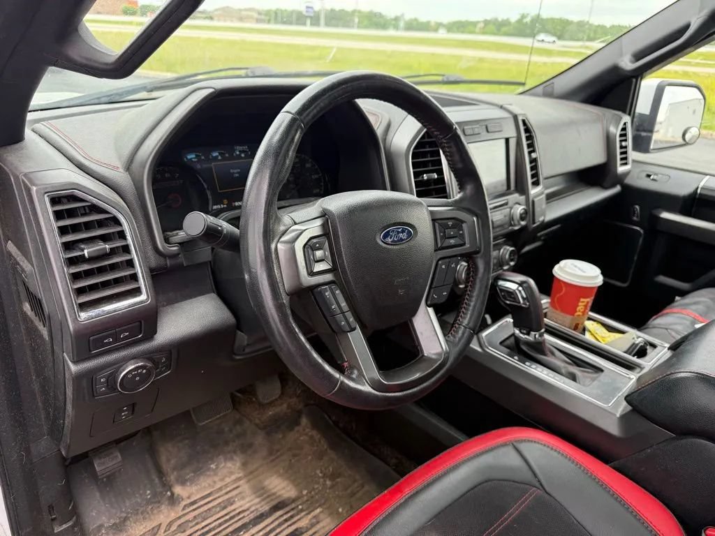 Used 2016 Ford F150 Lariat w/ Equipment Group 502A Luxury AWD/4WD image 12