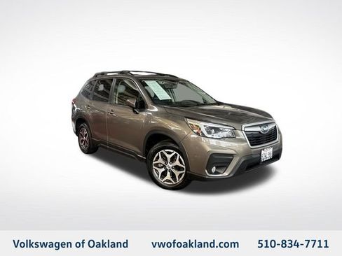 Used 2021 Subaru Forester Premium w/ Popular Package #1 AWD/4WD image 1