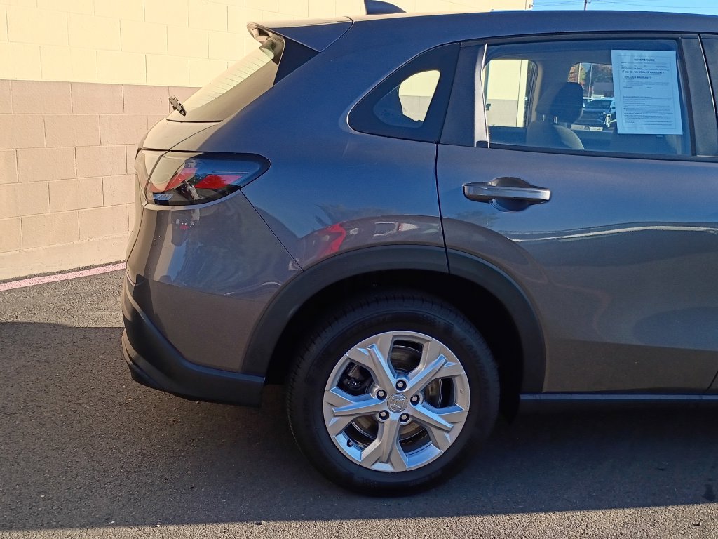 Used 2024 Honda HR-V LX image 4