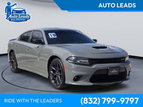 Used 2019 Dodge Charger GT w/ Blacktop Package RWD image 1