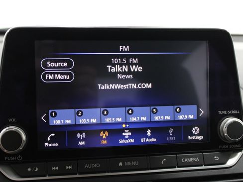 Used 2024 Nissan Altima 2.5 SV FWD image 43