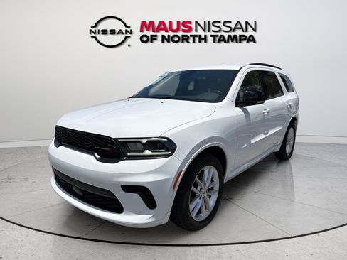 Used 2024 Dodge Durango GT RWD image 4