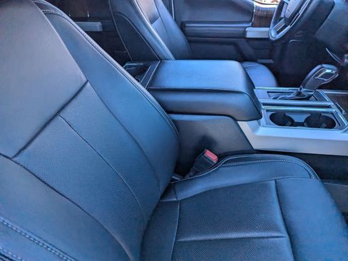 Used 2020 Ford F150 Lariat w/ Equipment Group 502A Luxury AWD/4WD image 10