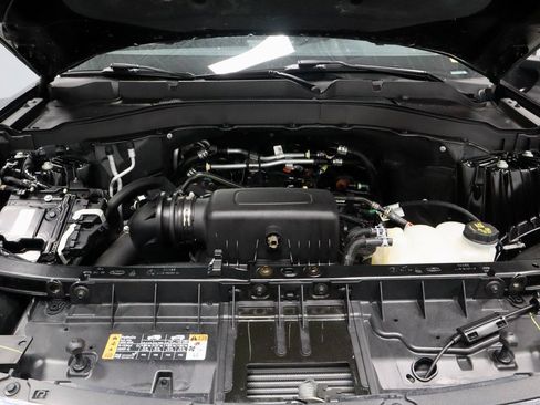 Certified 2023 Ford Explorer XLT image 17
