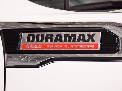 Used 2023 GMC Sierra 2500 Denali image 14