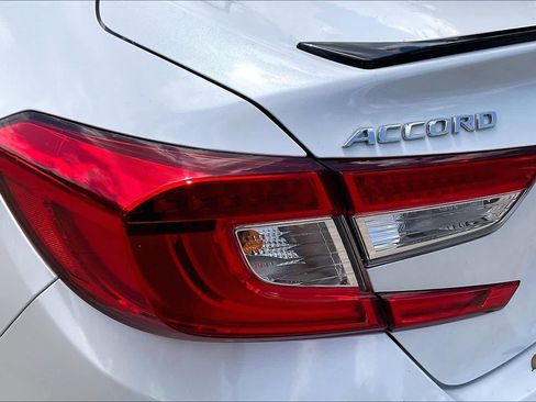 Used 2022 Honda Accord Sport image 28