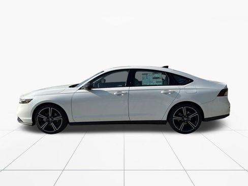 Certified 2026 Honda Accord SE image 4