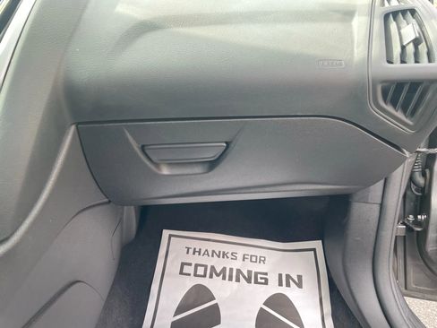 Used 2014 Ford Focus SE image 31