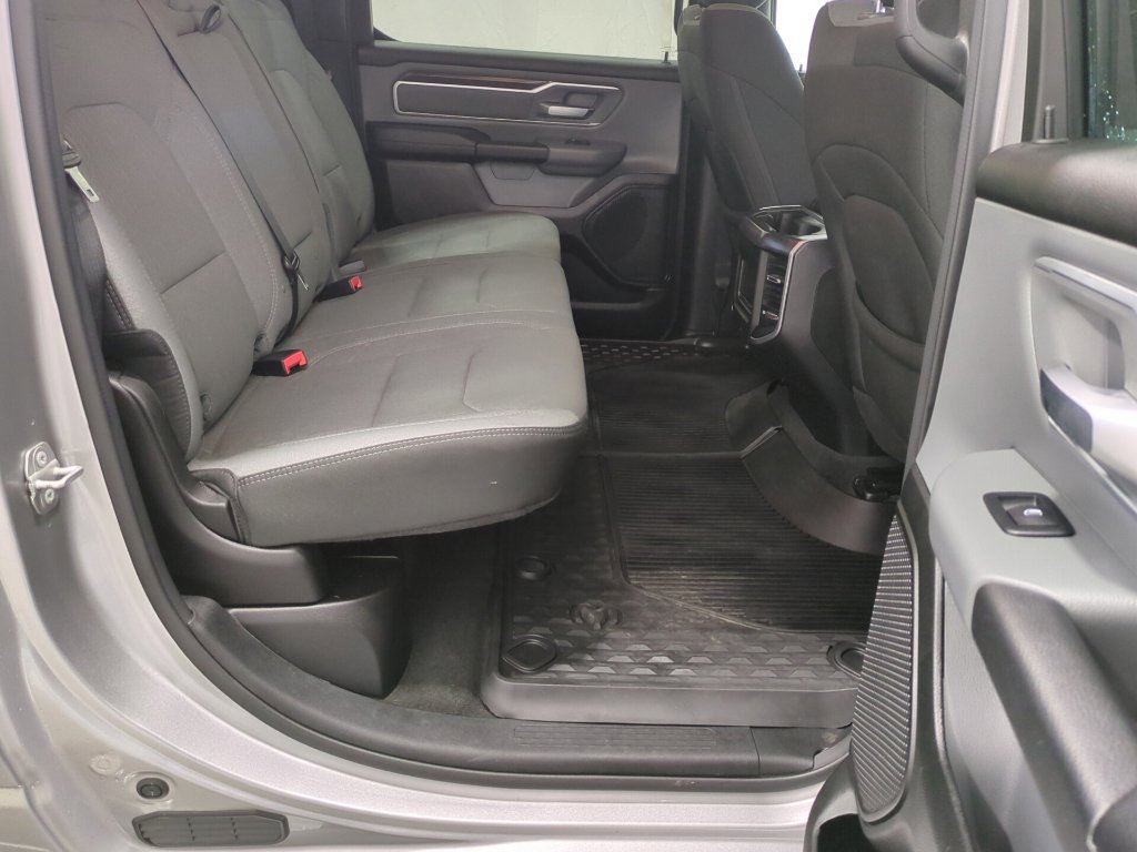 Used 2022 RAM 1500 Big Horn AWD/4WD image 23
