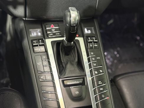Used 2017 Porsche Macan S AWD/4WD image 17