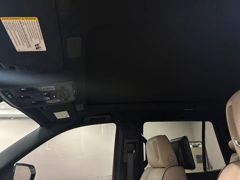 Certified 2024 Cadillac Escalade Premium Luxury w/ Performance Package AWD/4WD image 22