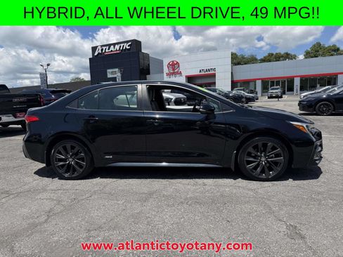 Certified 2023 Toyota Corolla SE w/ Carpet Mat Package (TMS) AWD/4WD image 16
