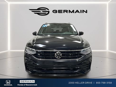 Used 2022 Volkswagen Tiguan SE R-Line FWD image 3