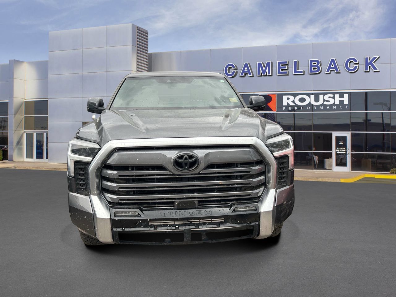 Used 2025 Toyota Tundra Limited AWD/4WD image 3