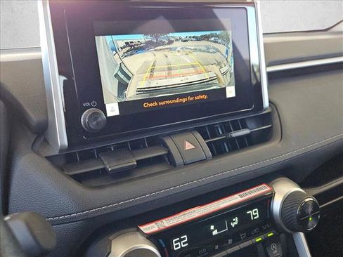 Used 2025 Toyota RAV4 XLE image 9