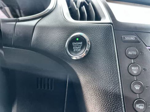 Used 2019 Ford Edge Titanium image 28