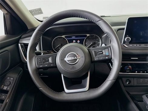Certified 2024 Nissan Rogue SV w/ SV Premium Package image 11