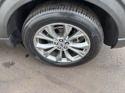 Used 2022 Ford Explorer XLT w/ Equipment Group 202A image 48