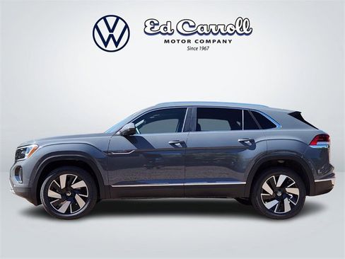 New 2026 Volkswagen Atlas Cross Sport SEL image 4