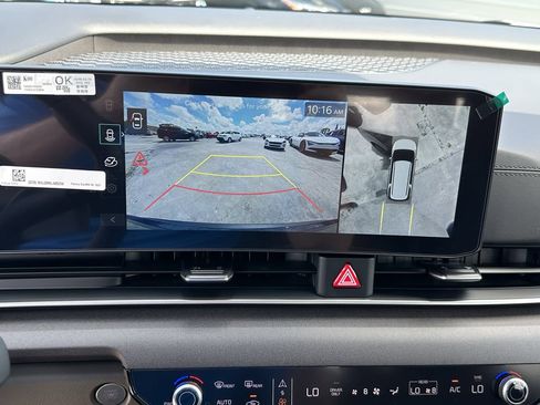 New 2026 Kia Carnival SX FWD image 25