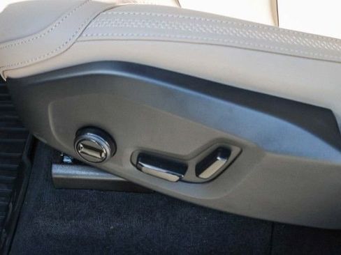 New 2026 Volvo XC90 T8 Plus image 20