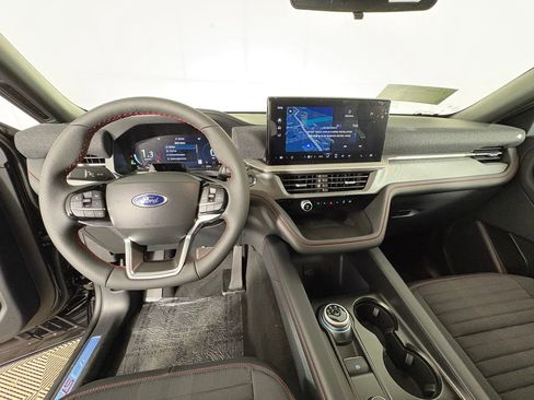New 2026 Ford Explorer ST-Line RWD image 8