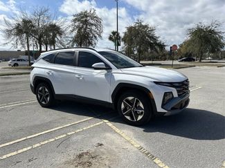 New 2025 Hyundai Tucson SEL video 1