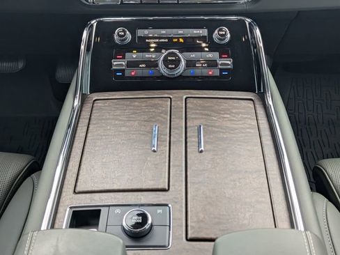 Certified 2022 Lincoln Navigator L Black Label image 21