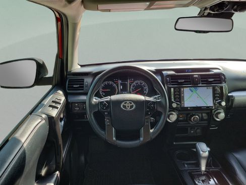 Used 2021 Toyota 4Runner TRD Off-Road Premium AWD/4WD image 14
