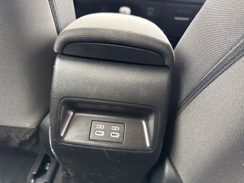 Certified 2024 Toyota Corolla LE image 27