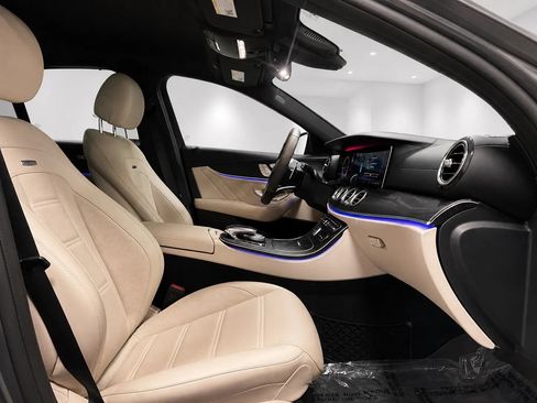 Used 2019 Mercedes-Benz E 63 AMG S image 26