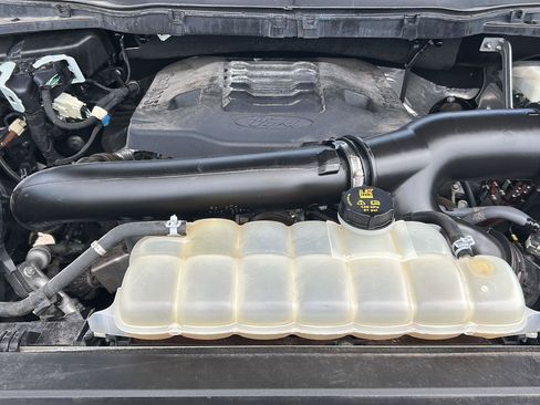Used 2023 Ford F150 Lariat AWD/4WD image 29