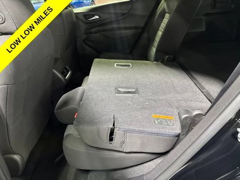 Used 2023 Chevrolet Equinox LT AWD/4WD image 31