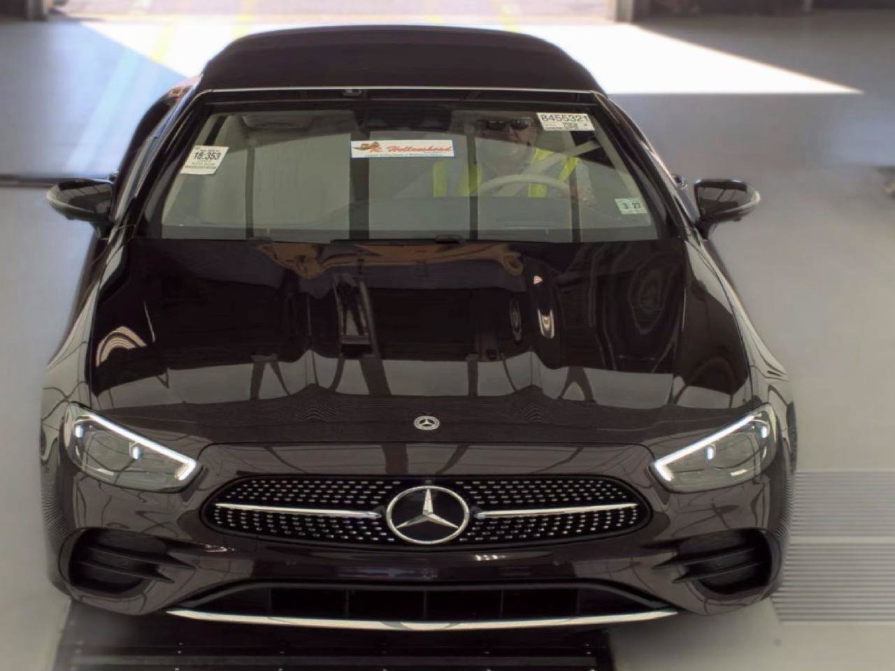 Used 2023 Mercedes-Benz E 450 4MATIC Cabriolet w/ AMG Line image 27