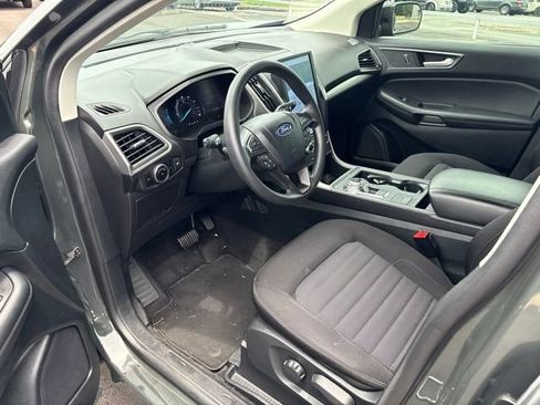 Used 2024 Ford Edge SE w/ Black Appearance Package AWD/4WD image 8