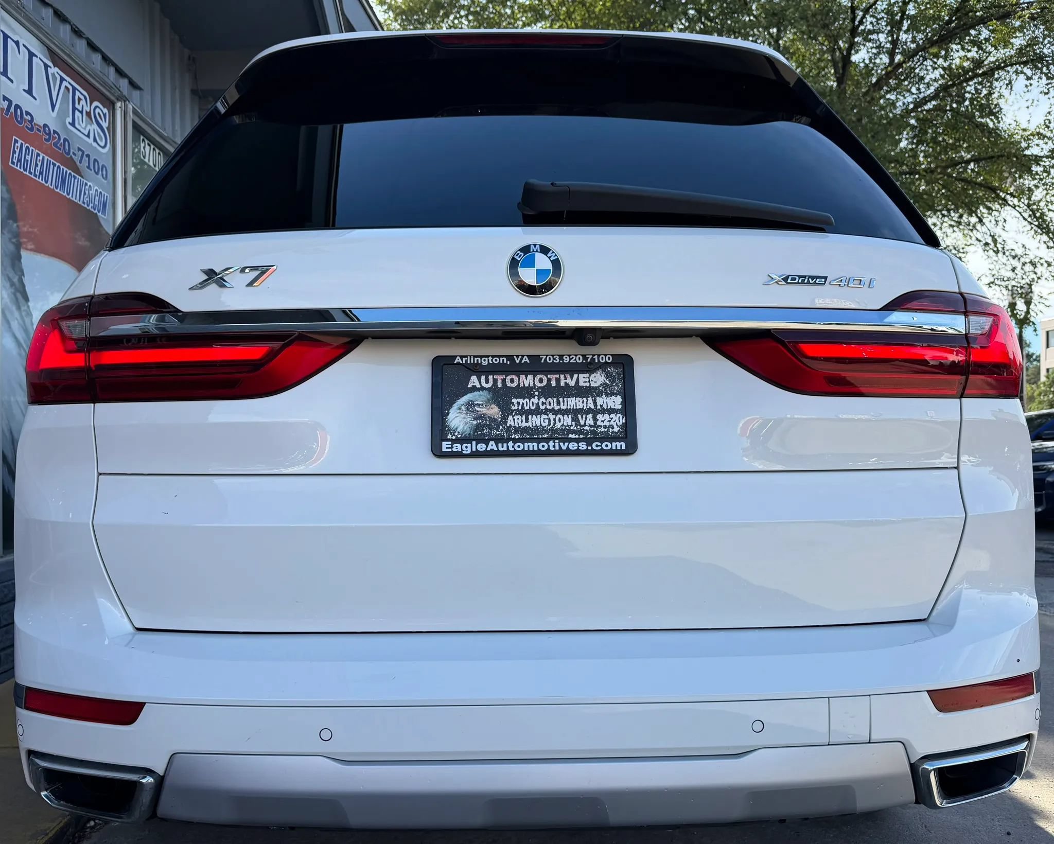 Used 2022 BMW X7 xDrive40i w/ Cold Weather Package AWD/4WD image 4